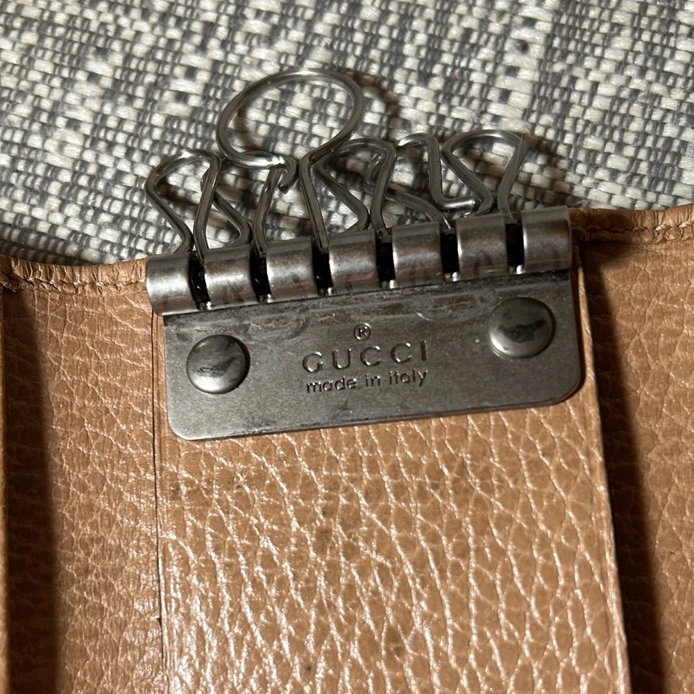 371. Gucci GG Marmont Leather Key Case